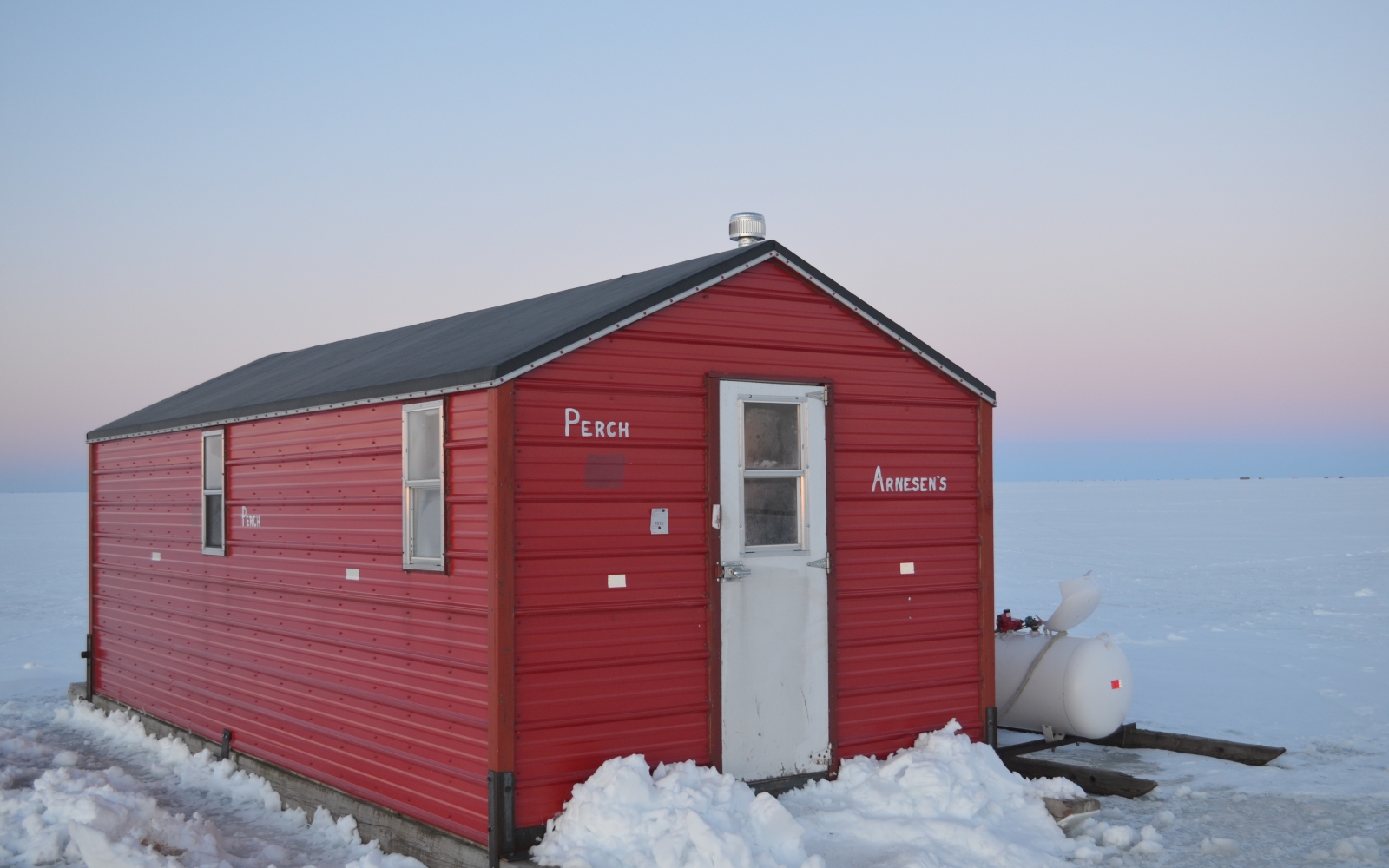 Ice Fishing Arnesen's Rocky Point Lodge Fishing Resort